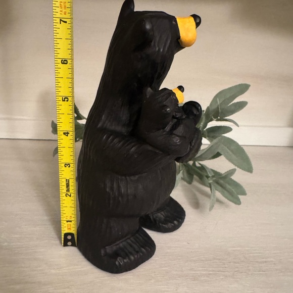 Big Sky Carvers Bearfoots Bears by Jeff Fleming - SHER BEAR - Picture 6 of 6